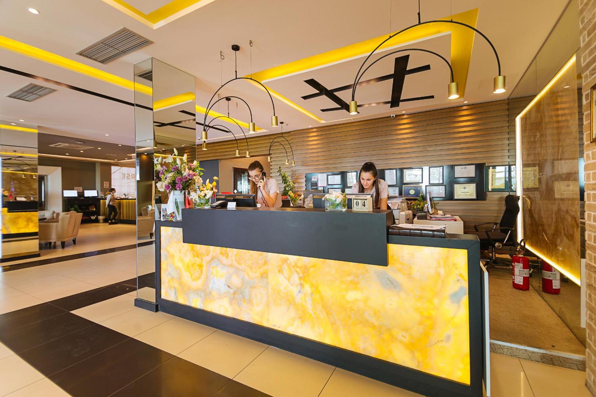 Albanian Star Hotel Kryemedhej Экстерьер фото