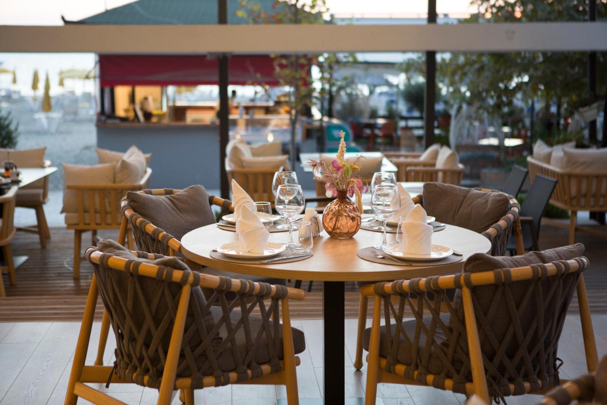 Albanian Star Hotel Kryemedhej Экстерьер фото